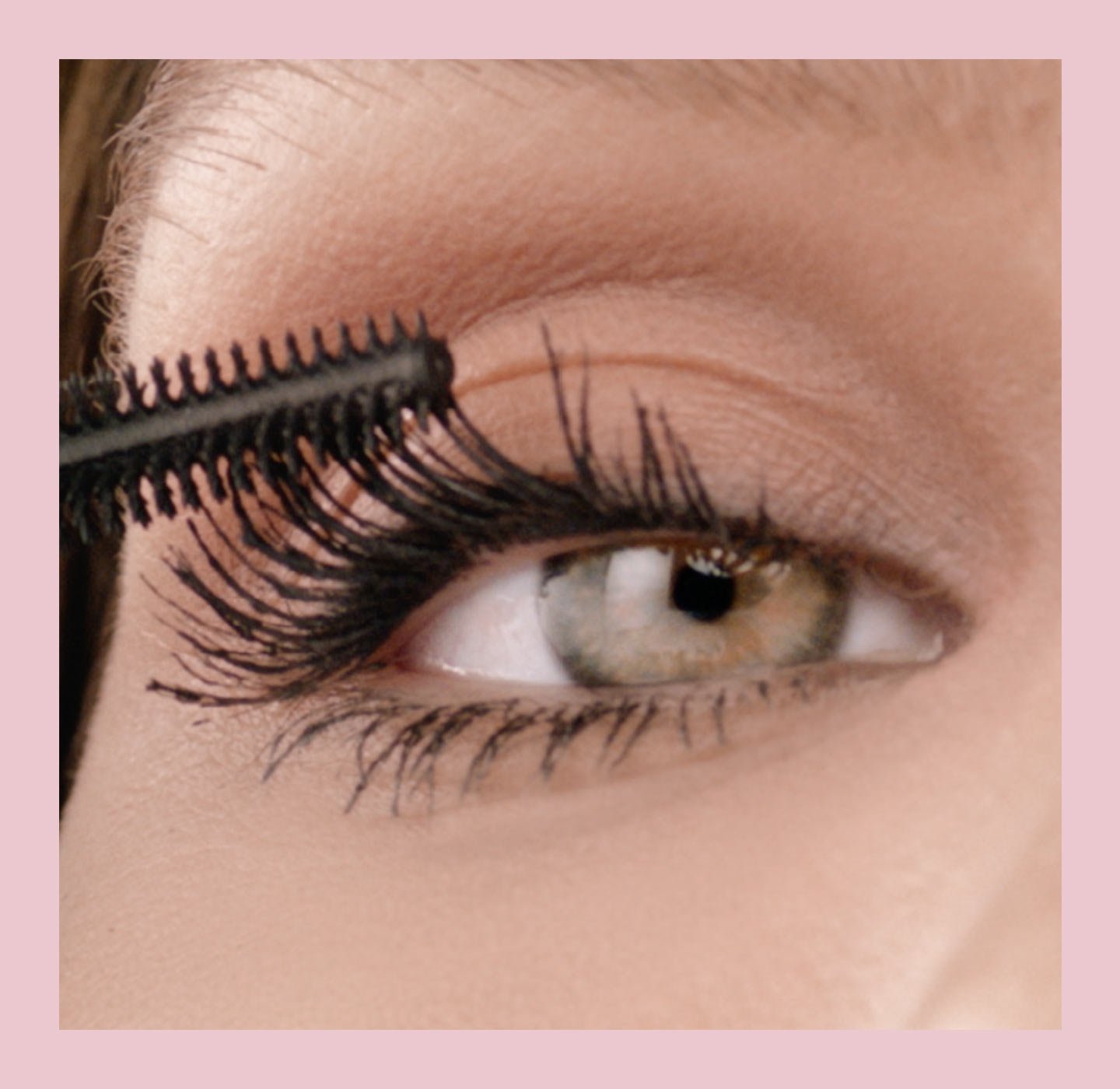 Our best mascara for sensitive eyes Tips by Maybelline Master