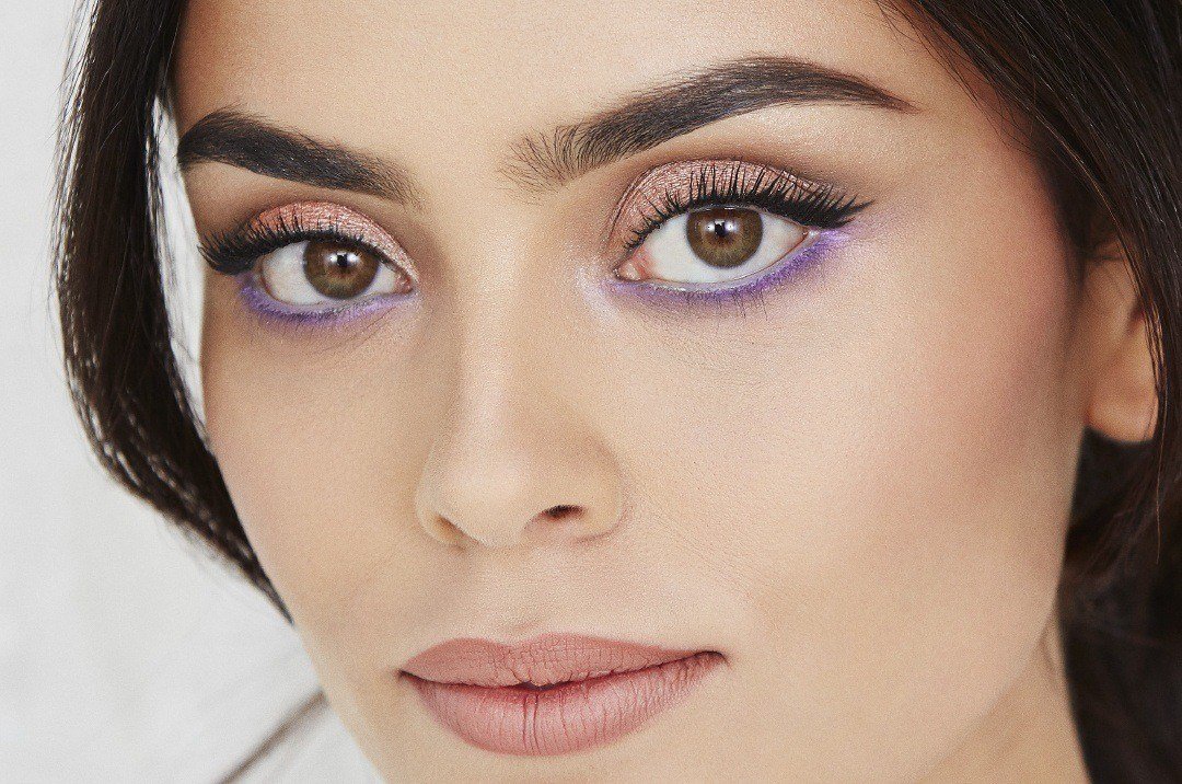 maybelline-falsies-push-up-angel-mascara-date-night-look-1080px